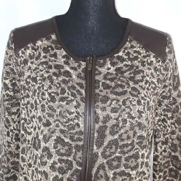 CHICOS Brown and Tan Print Zip Front Sweater - Picture 3 of 7